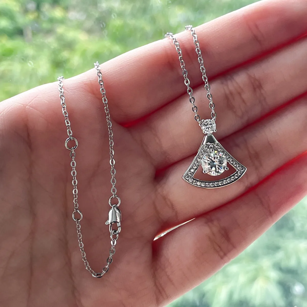 1.0CTTW D Color Moissanite Pendant Necklace 925 Sterling Silver 40 2 3cm Necklace