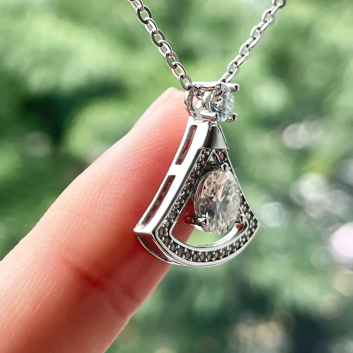 1.0CTTW D Color Moissanite Pendant Necklace 925 Sterling Silver 40 2 3cm Necklace