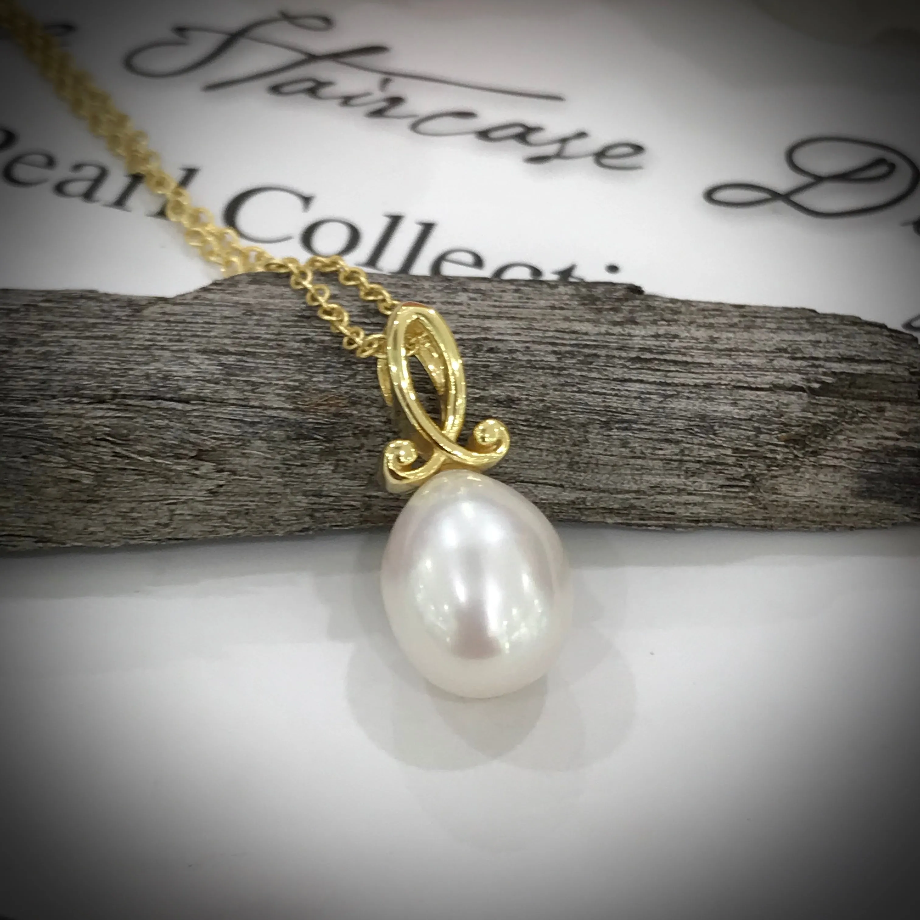 Cultured Freshwater Scroll Pearl Pendant