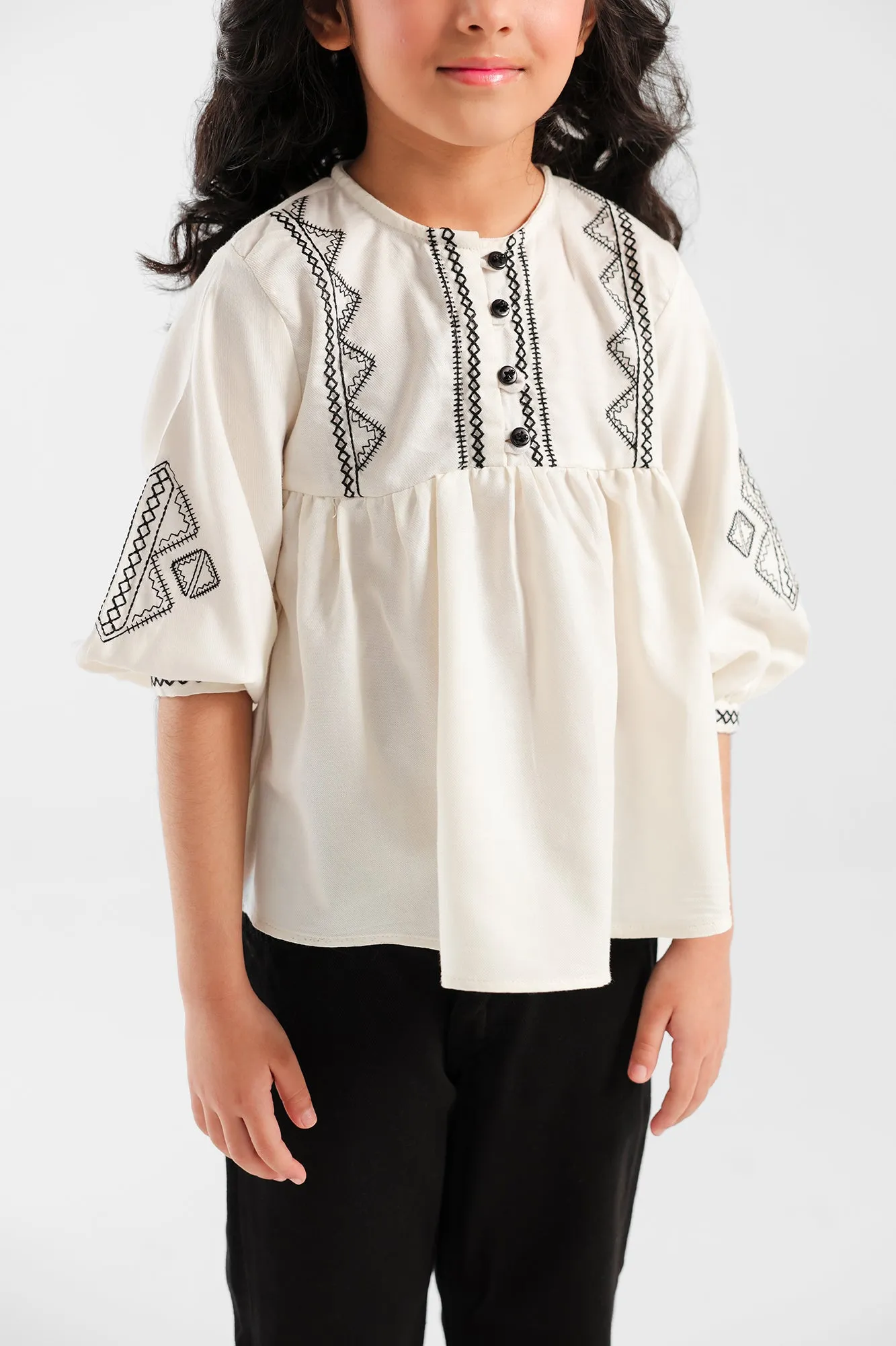 EMBROIDERED TOP (E0776/301/005)