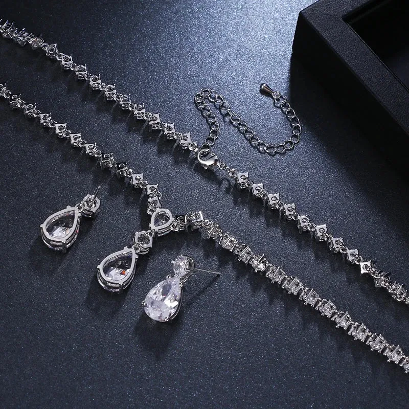 Emmaya Fashion Simple Cubic Zirconia Crystal Women Earrings Necklace Set for Brides Wedding Costume Jewelry Set