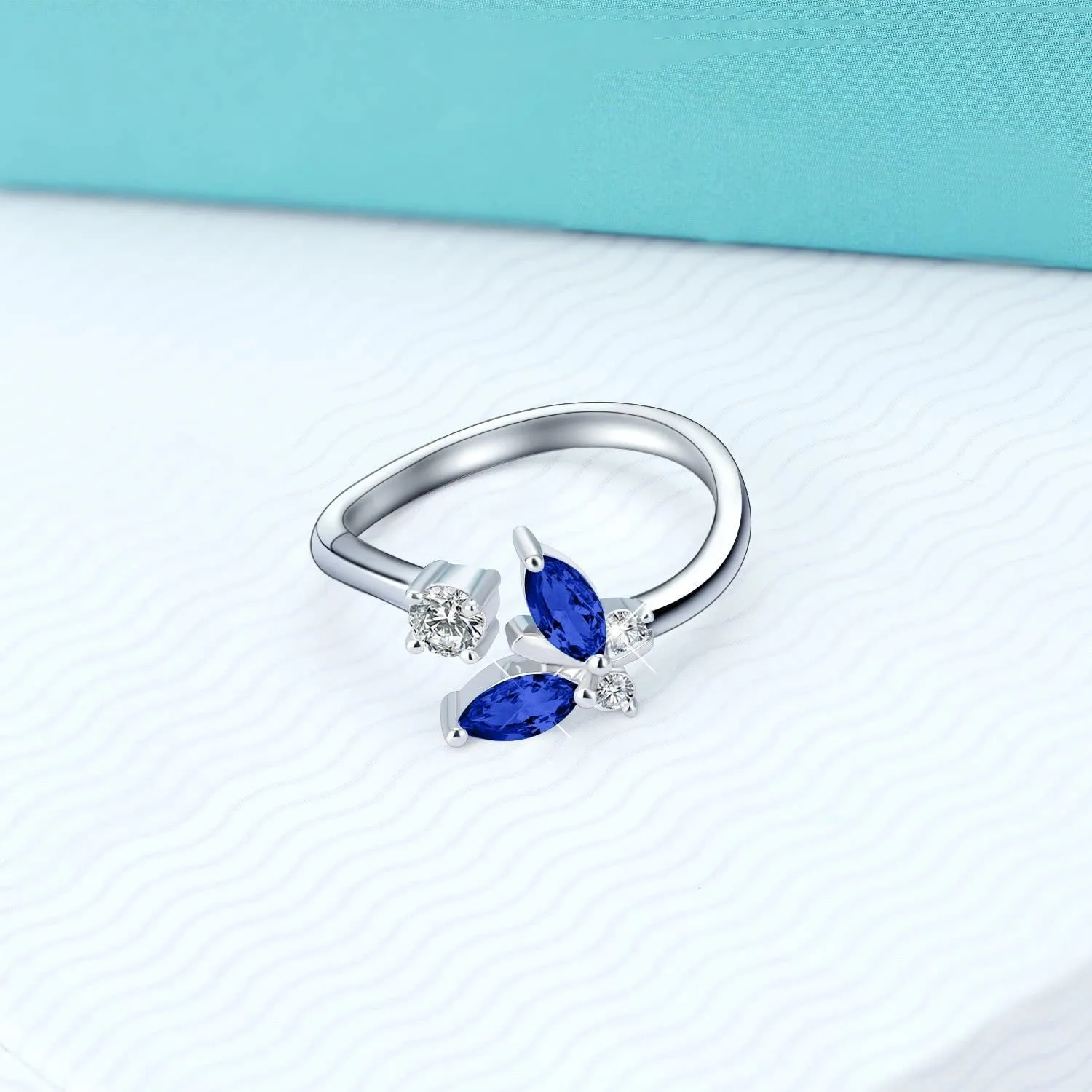 Fashion 925 Sterling Silver Butterfly Ring with Sapphire Blue Crystal