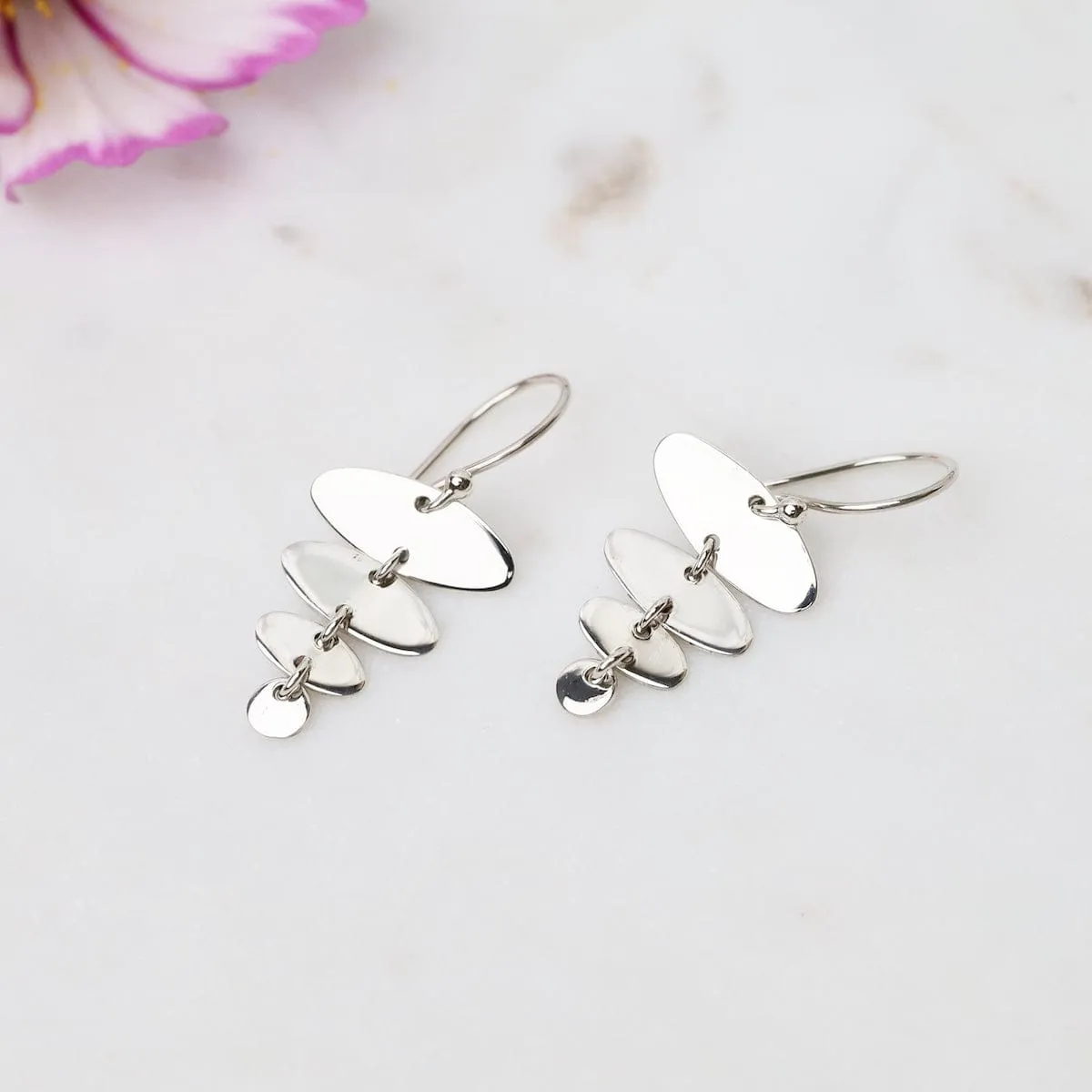 Graduated Oval Dangle Earrings