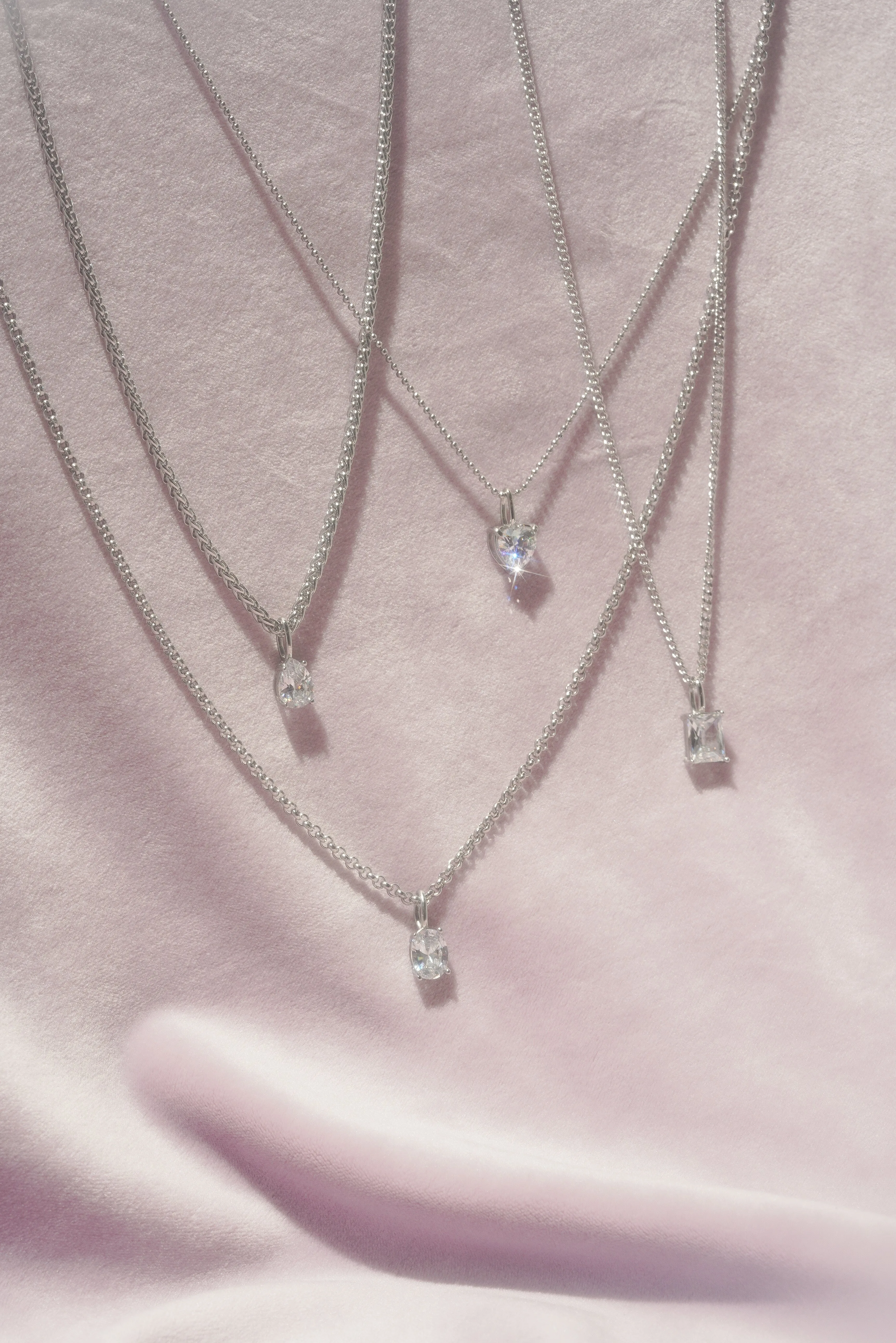 Heart Pronged Pendant - (Single)