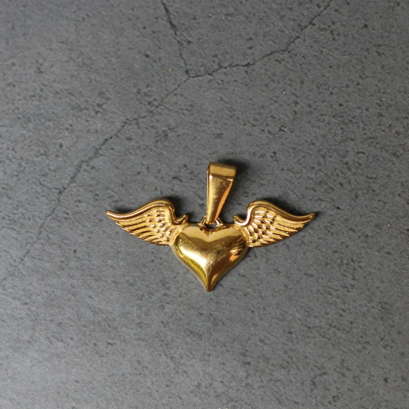 Just Lil Things Artificial Angel Heart Charms  JLTCH0032