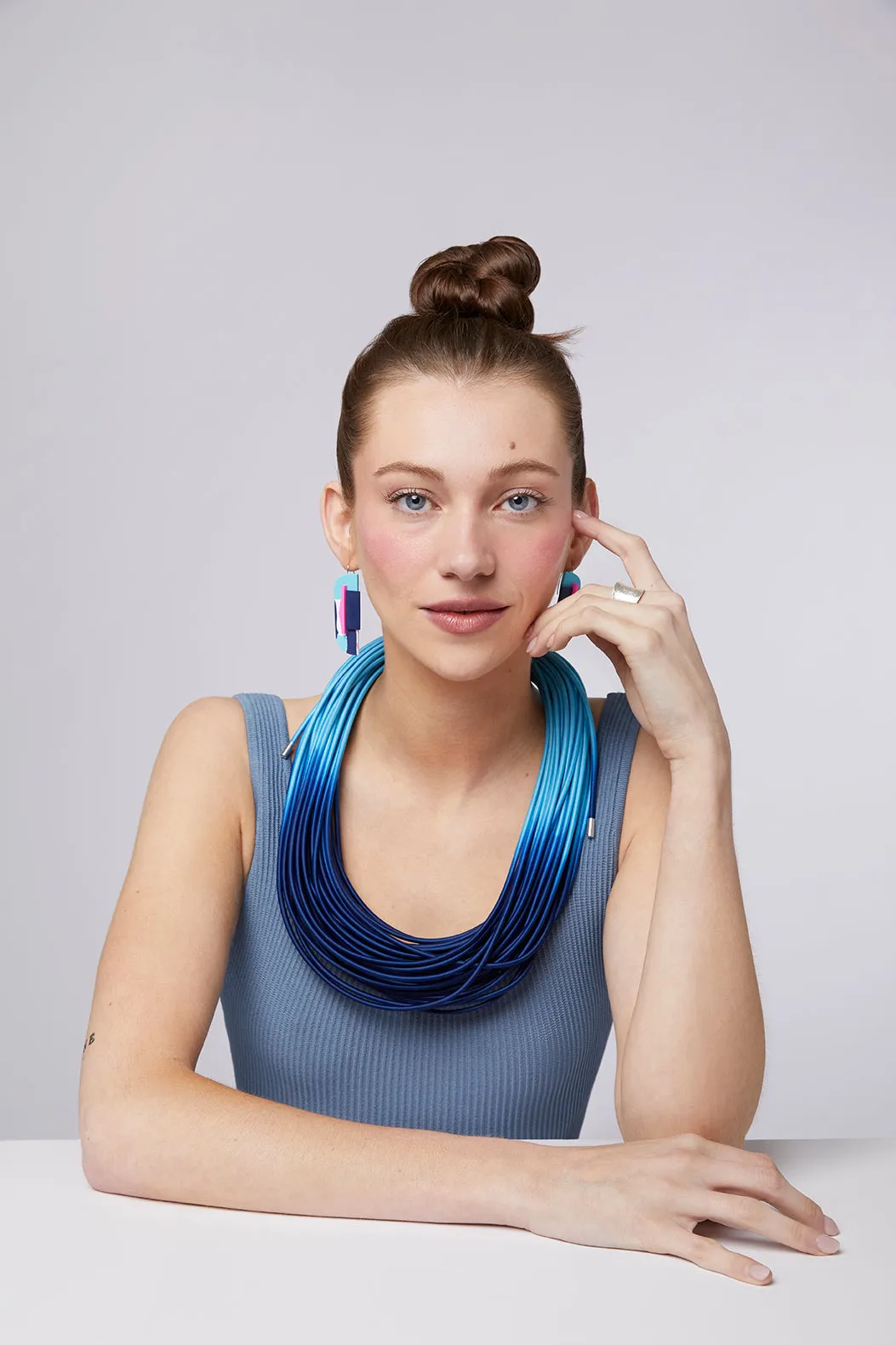 Layered Blue Elastic Necklace