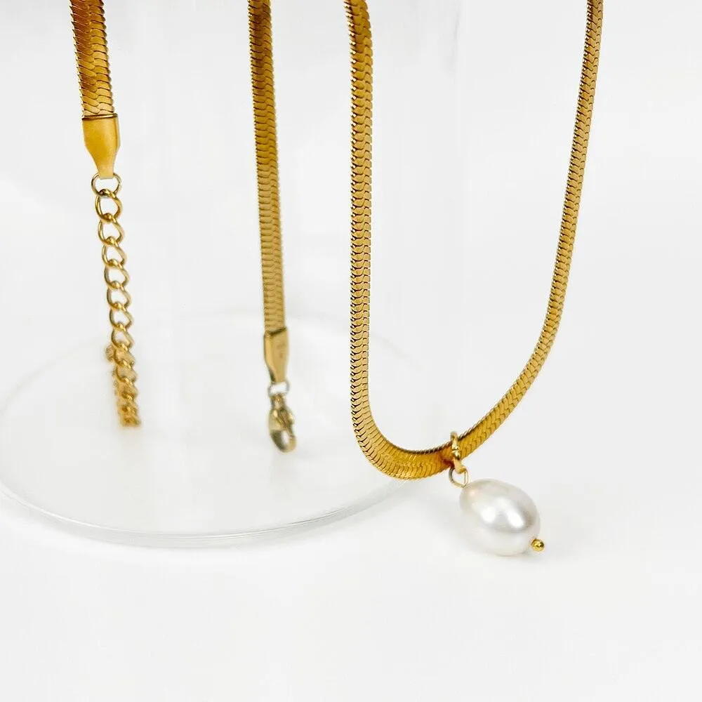 Opulent Flat Snake Titanium Pearl Necklace