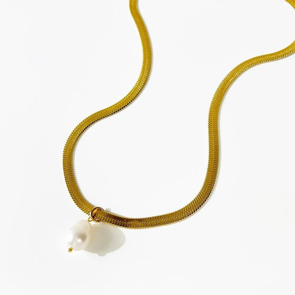Opulent Flat Snake Titanium Pearl Necklace