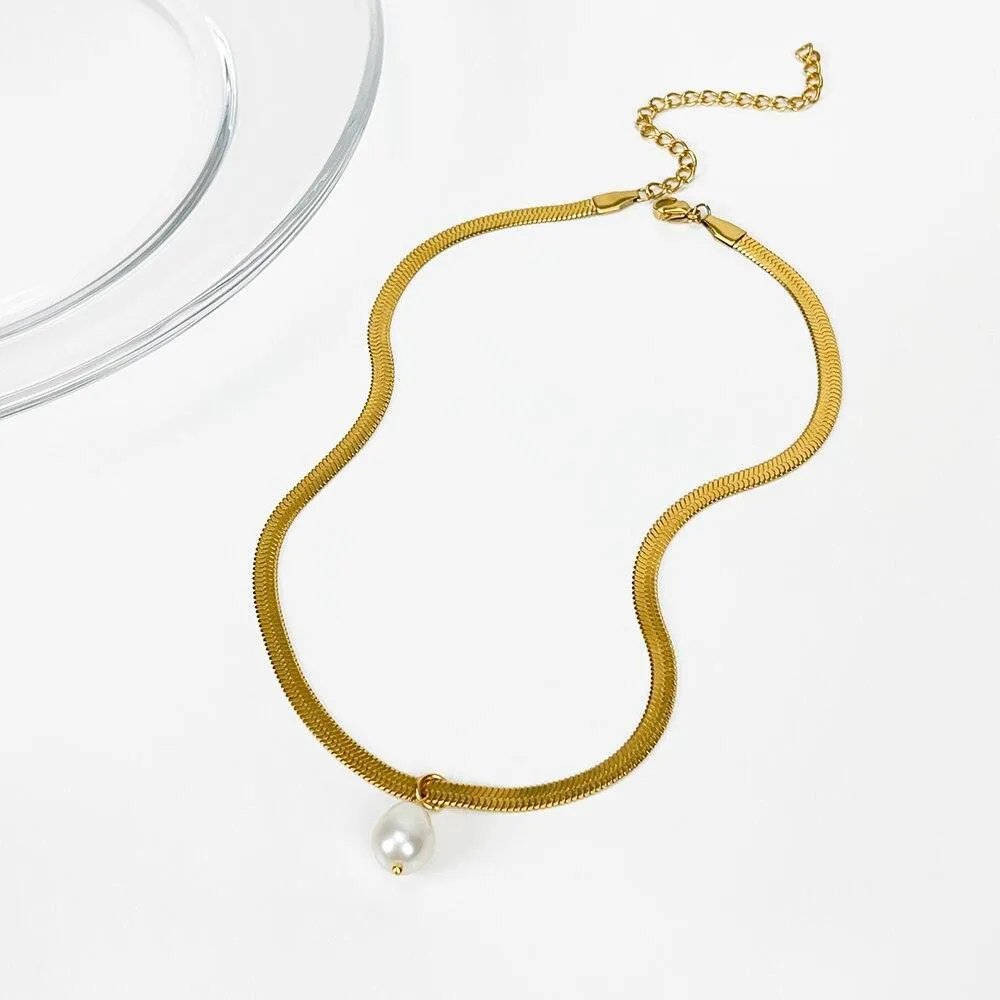 Opulent Flat Snake Titanium Pearl Necklace