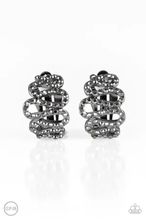 Paparazzi Earring ~ Idol Shine - Black