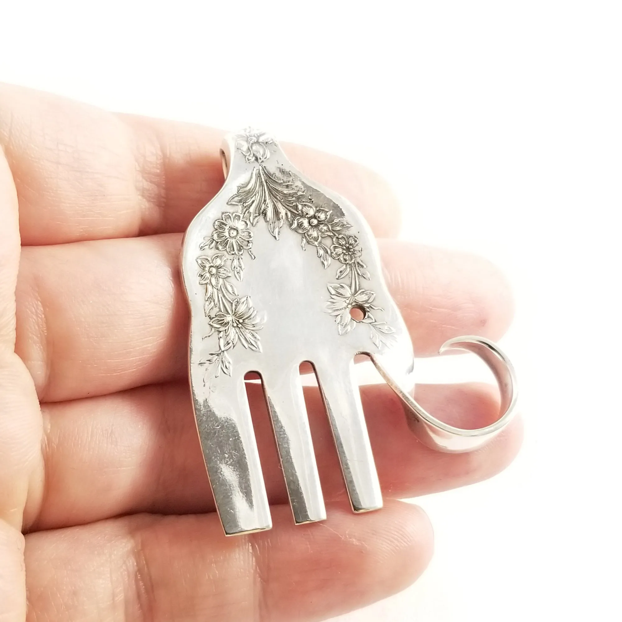Rogers Beauty Elefork Necklace