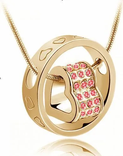 Round Heart Pendant Necklace