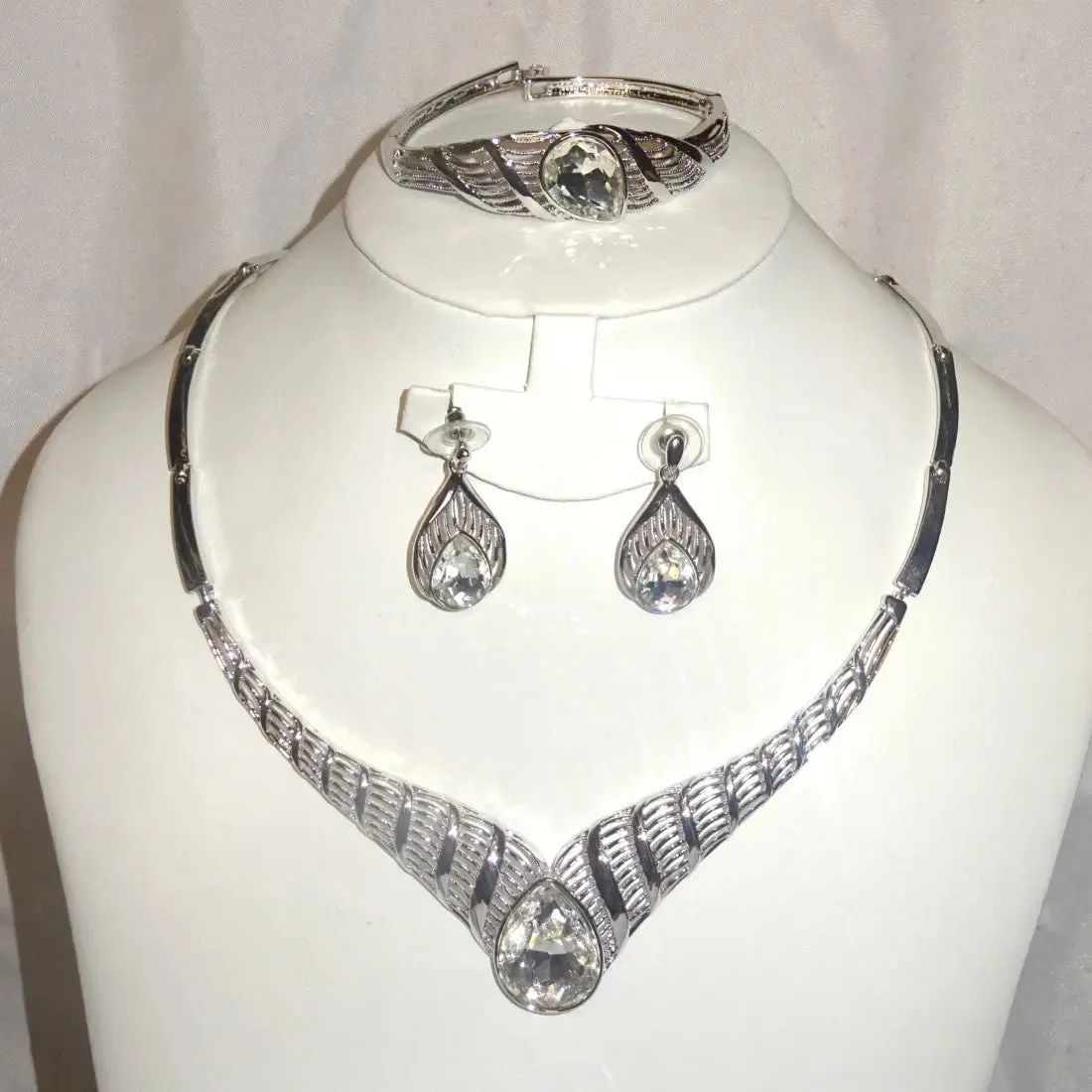 Silver Beautiful Bridal Wedding Party Jewellery Set