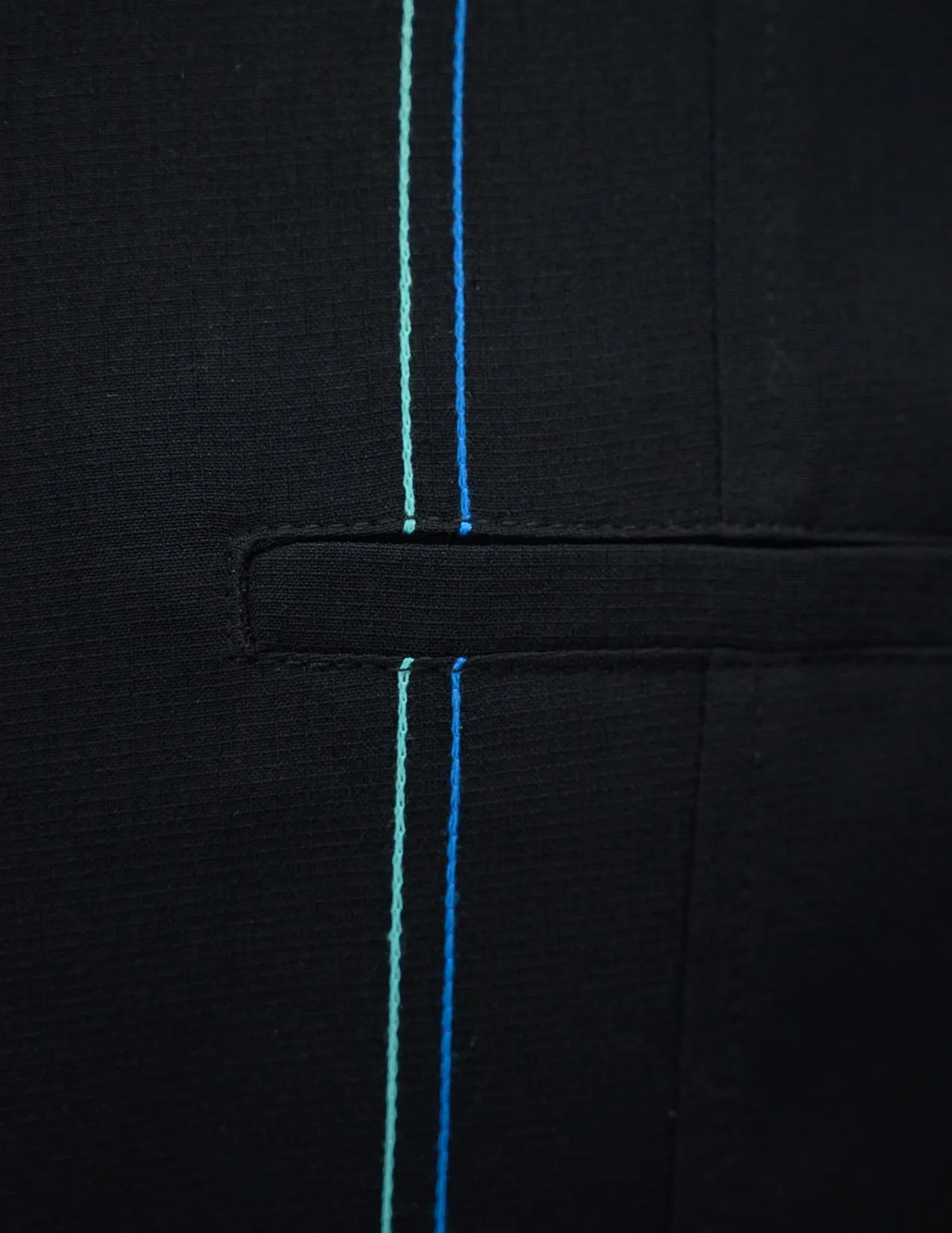 The Harold Bowling Shirt in Black