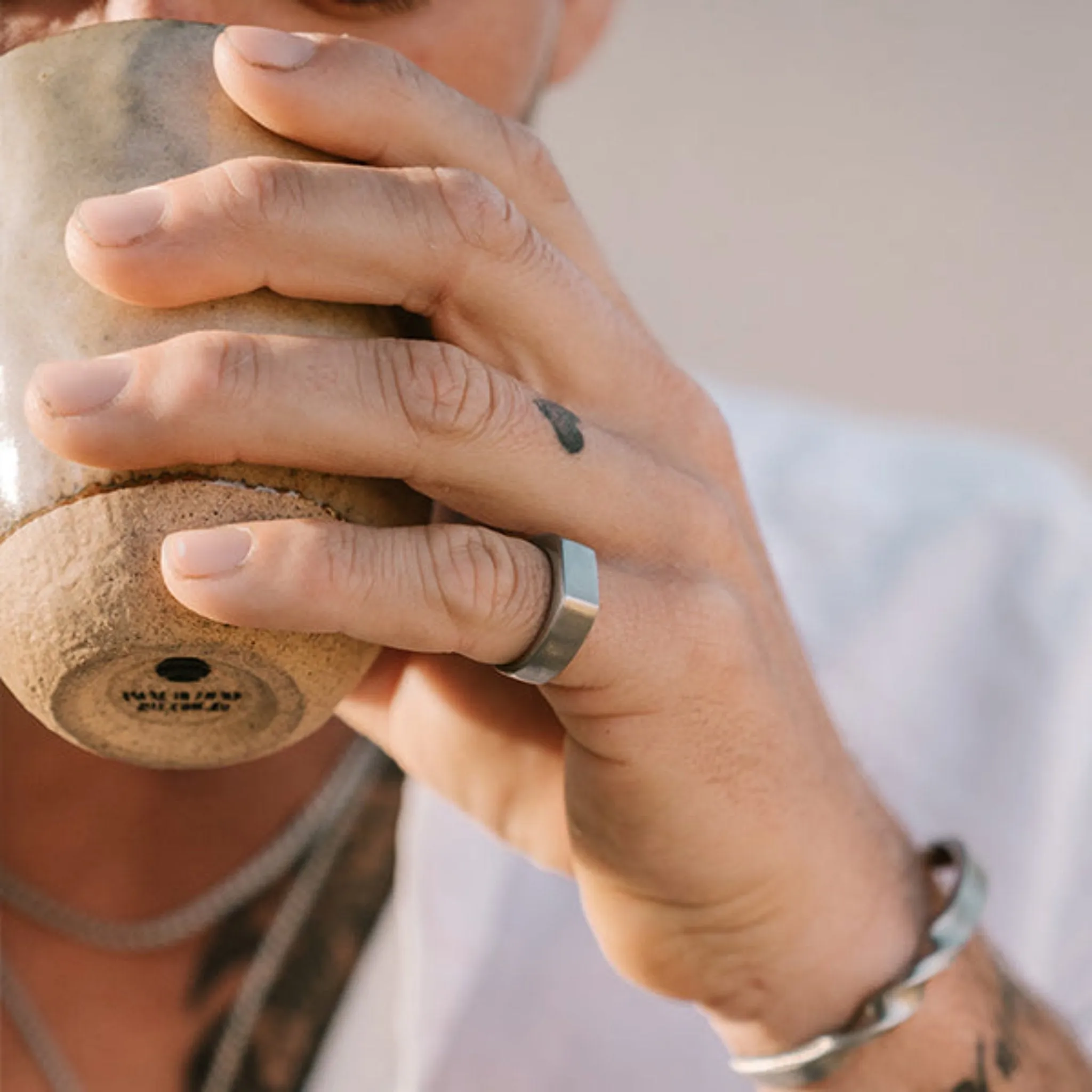 Whiskey Ring | Date