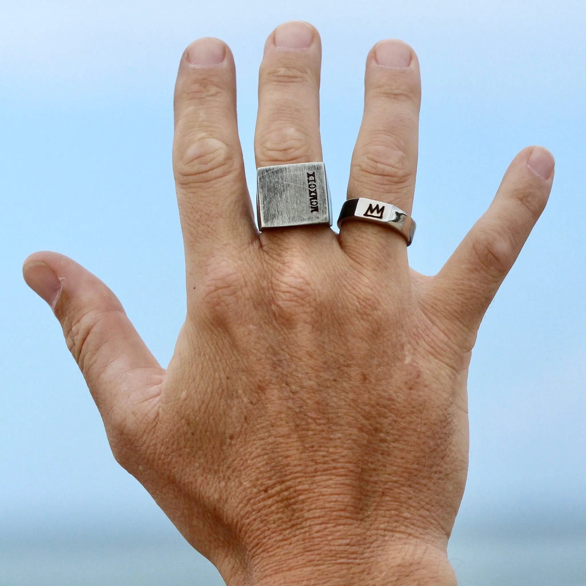 Whiskey Ring | Date