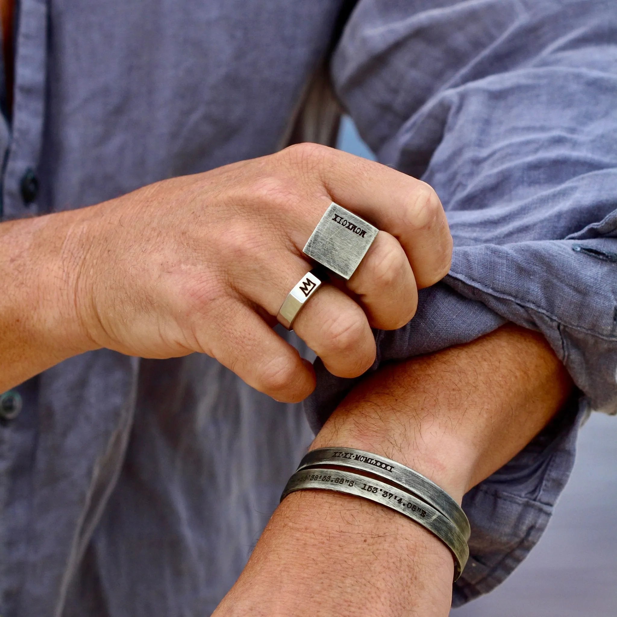 Whiskey Ring | Date